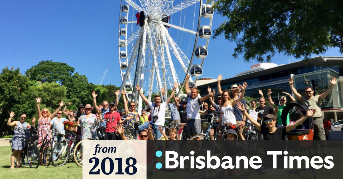 Cycling group calls for Queensland bike helmet laws to optional